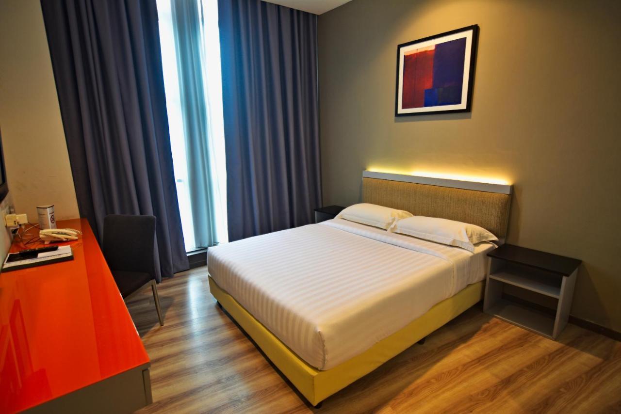 Abell Hotel 3*